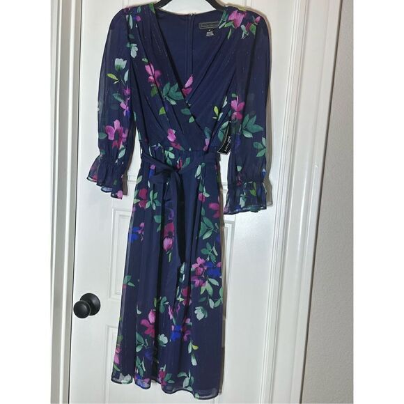 Jessica Howard Size 4p black with multi color floral design. - Picture 2 of 9